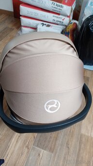 Autosedačky/vajíčka Cybex ATON - 2