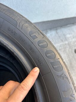 205/55 R17 goodyear - 2