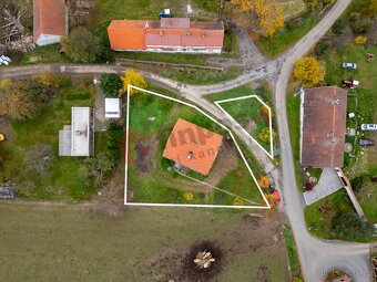 Prodej vícegeneračního rodinného domu v Hradišti u Vlašimi - 2