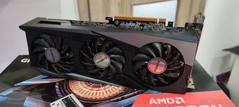 AMD Radeon RX 6700 XT - 2