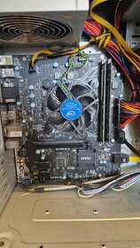 Počítač HAL3000 s CPU 6. generace a 4. generace - 2