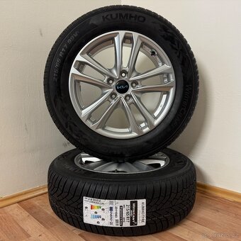 NOVÁ KIA SPORTAGE V 5x114,3 R17 ET43,5+ZIMNÍ 215/65R17 - 2