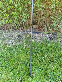 Rybářské pruty Daiwa Crosscast vč. obalů, navijáky FOX fx11 - 2