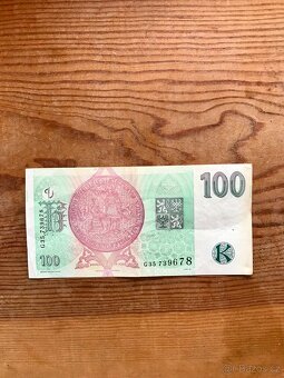 Bankovka 100,- s tenkým proužkem - 2