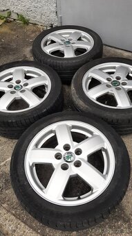 Pěkná alu kola R15 originál škoda 5x100 - 2