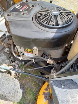Zahradní traktor Stiga Estate 4x4 - 2
