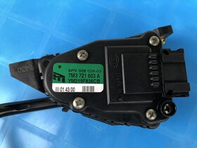 Plynový pedál s el. modulem VW Sharan - 2