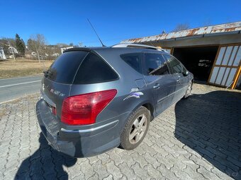 Peugeot 407 SW 2.0 HDi – vhodný na náhradní díly - 2