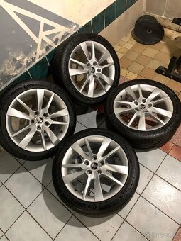 Alu kola Škoda R17 5X112 LETNÍ PNEU 225/45 R17 TRIUS - 2