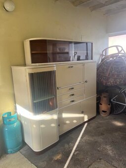 Retro kredenc - 2
