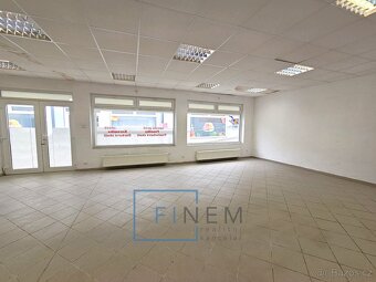 Obchod s výlohami v centru 128 m2, Kralupy nad Vltavou - 2