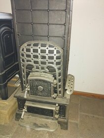 Historická starožitná kamna Maják 1920 repasovaná - 2