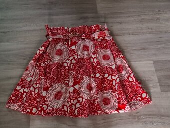 Sukně Carolina Herrera vel.M - 2
