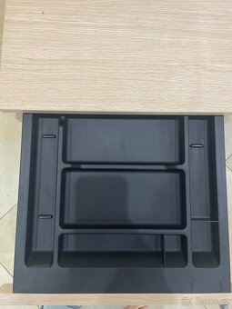 Prodám kancelářškou skříňku. Je nová. - 2