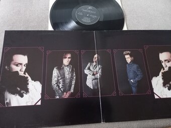 DEAD OR ALIVE “ Youthquake”/Epic 1985/+You Spin Me Round” to - 2