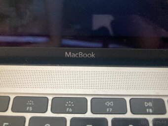 Prodám MacBook Air - 2