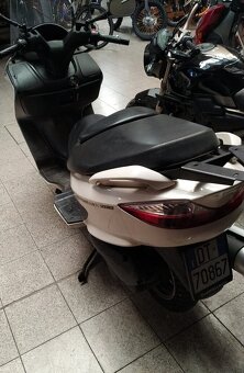 Suzuki AN 125/200i Burgman 2012, rozprodám po dílech - 2