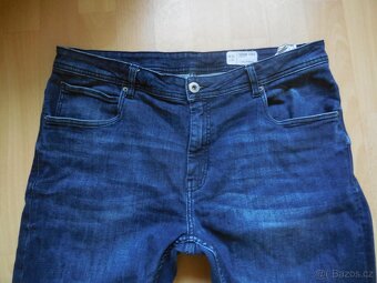 pánské Takko tm.modré rifle elast. Straight 36/32 L-XL p.100 - 2