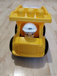 Nákladní auto CAT - 2