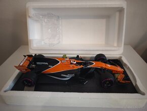 F1 McLaren MCL32 GP Monaka 2017 Vandoorne Minichamps 1:18 - 2