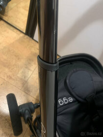 Kombinovaný kočár Egg Shadow Black + autosedačka Pixel - 2