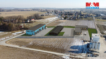 Komerční pozemek v obci Vojkovice 3.908 m2 - 2