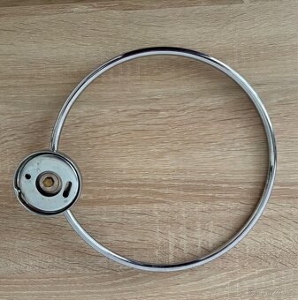 Kruhový držák na ručníky - chrom - 2