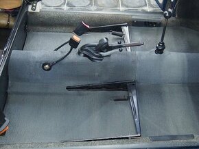 VW brouk 1300 Typ 1 34PS modelový rok 1970 L630 Cobalt Blue - 2