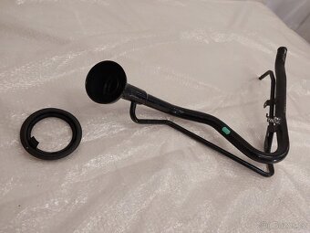 Nissan Qashqai J11 – Hrdlo nádrže - 2