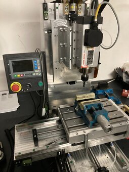 Predam tuhu presnu CNC frezu - 2