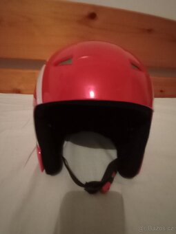 Lyžařská přilba - 2