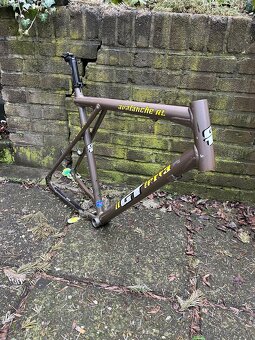 Hliníkový rám GT Avalanche AL 26” - 2