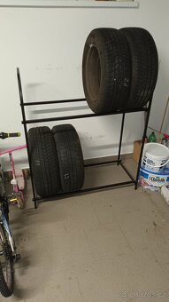 Regál na pneumatiky - 2