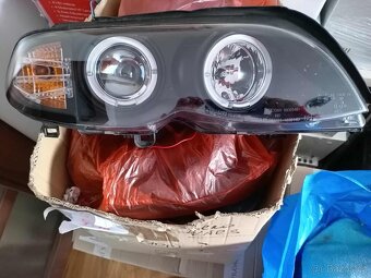 BMW E46 FACELIFT SVĚTLA - 2