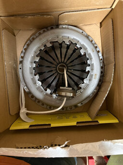 Spojka LUK 620 3087 00 - 2