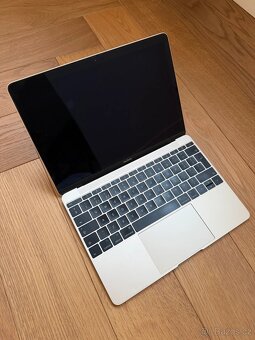 MacBook 12" 2017 1.3GHz Core i5 Zlatá 512GB - 2