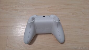 Ovladač XBOX Series / One - bílý - 2