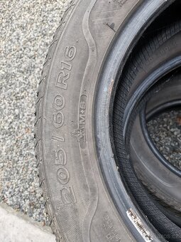 Zimni pneu 205/60/R16 - 2
