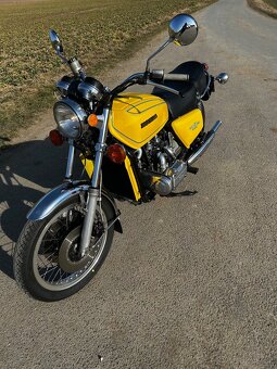 Honda Goldwing GL1000 - 2