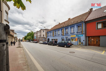 Multifunkční objekt, 2203 m², Lišov, ul. třída 5. května - 2
