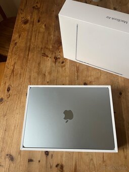 Macbook Air M4 13,6" (2025), záruka - 2