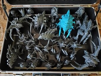WH40[Warhammer 40] Tyranids Army[Tyranidí armáda] - 2