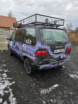 Peugeot 806 - 2