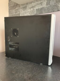 Starší herní PC – i5 4570/RX 570 8GB/16GB/SSD+HDD/620W - 2