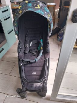 Britax B motion 4 plus i s korbou - 2