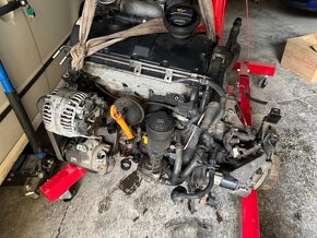 Prodám motor 1.9tdi 74kw ATD - 2