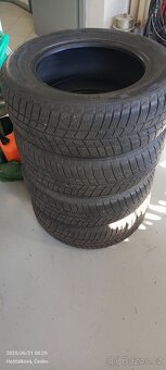 Zimní pneumatiky 195/65 r15 - 2