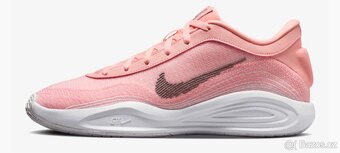 NIKE PÁNSKÁ BASKETBALOVÁ OBUV vel.39 - 2