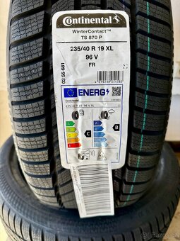 ❄️Zimní pneumatiky 235/40/19, Continental, DOT24 - 2
