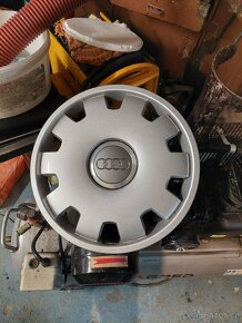 Prodám poklice audi 16" - 2